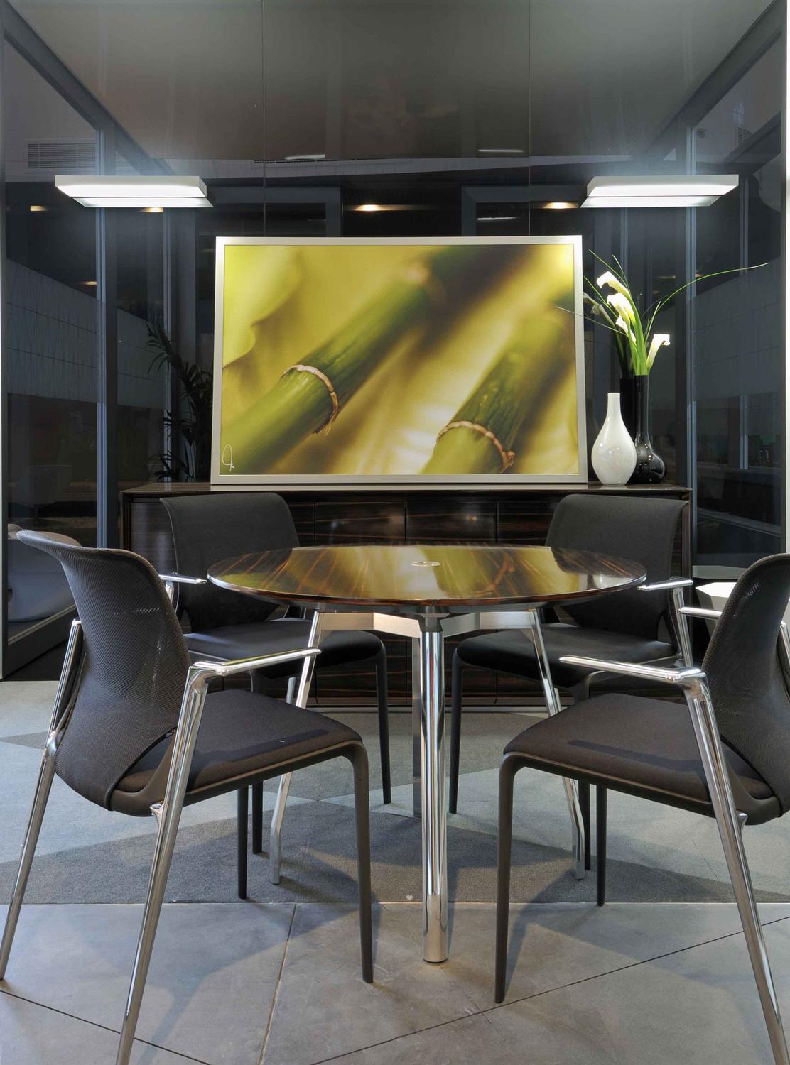 徐匯區(qū)300平辦公室裝修現(xiàn)代時尚風格設計-第4張圖片-上海古都建筑設計集團 徐匯區(qū)300平辦公室裝修現(xiàn)代時尚風格設計-第4張圖片-上海古都建筑設計集團