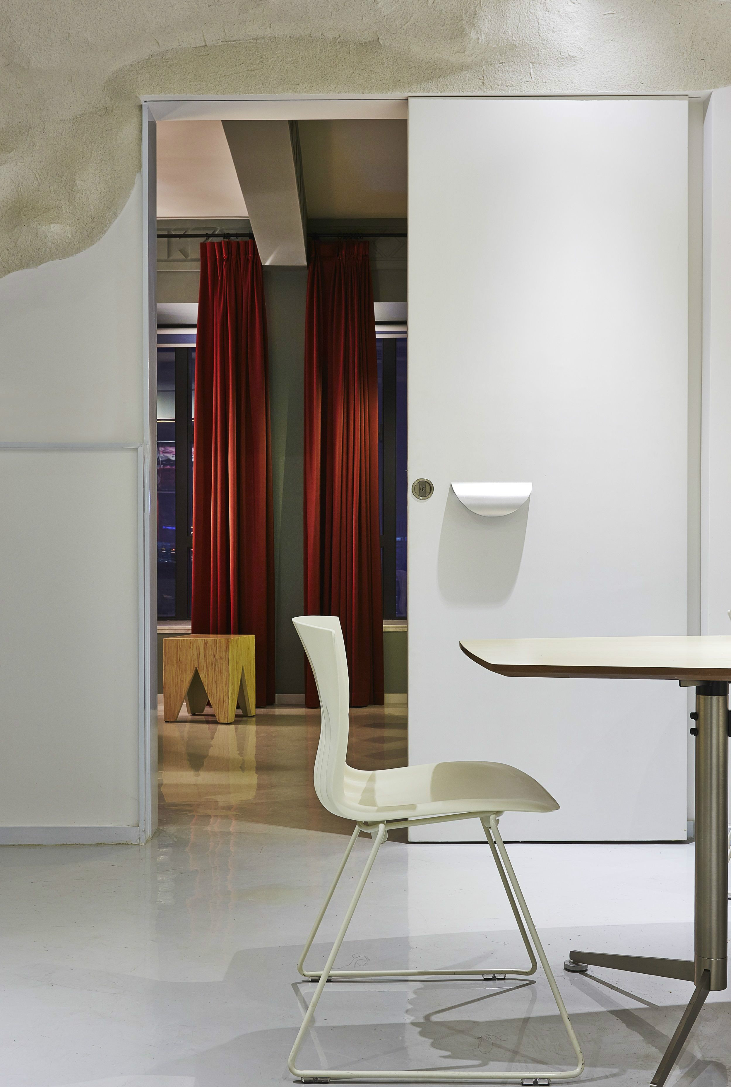 上海山洞風格辦公室裝修設計效果圖-第2張圖片-上海古都建筑設計集團 上海山洞風格辦公室裝修設計效果圖-第2張圖片-上海古都建筑設計集團