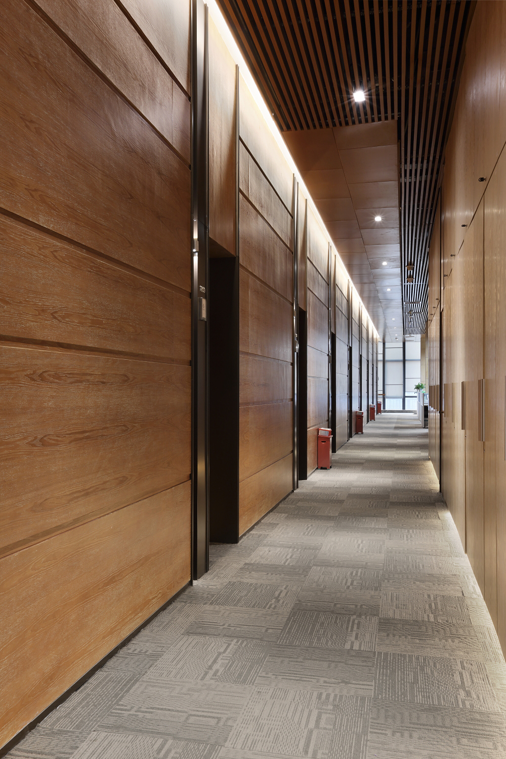 金山區(qū)300平物業(yè)公司辦公室裝修設計-第5張圖片-上海古都建筑設計集團 金山區(qū)300平物業(yè)公司辦公室裝修設計-第5張圖片-上海古都建筑設計集團