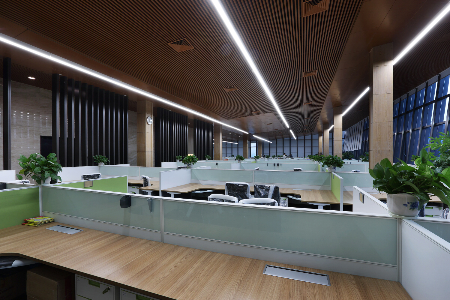 金山區(qū)300平物業(yè)公司辦公室裝修設計-第11張圖片-上海古都建筑設計集團 金山區(qū)300平物業(yè)公司辦公室裝修設計-第11張圖片-上海古都建筑設計集團