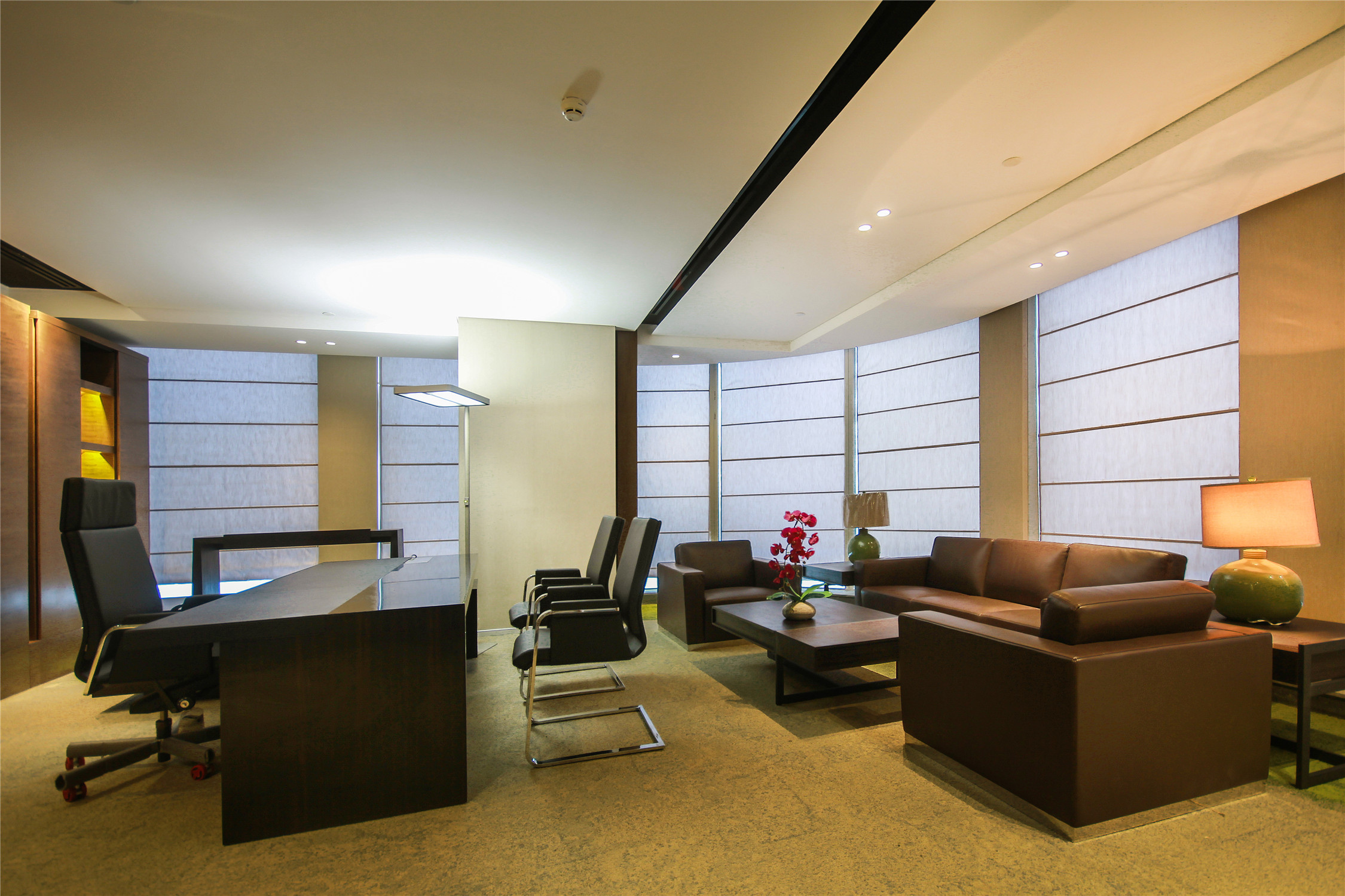 嘉定區(qū)現(xiàn)代簡約辦公室裝修設計-第4張圖片-上海古都建筑設計集團 嘉定區(qū)現(xiàn)代簡約辦公室裝修設計-第4張圖片-上海古都建筑設計集團