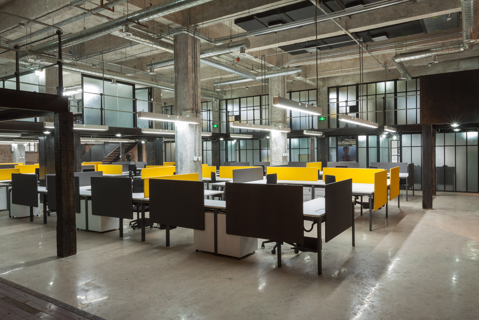 青浦區工業風開闊辦公室裝修設計-第2張圖片-上海古都建筑設計集團 青浦區工業風開闊辦公室裝修設計-第2張圖片-上海古都建筑設計集團