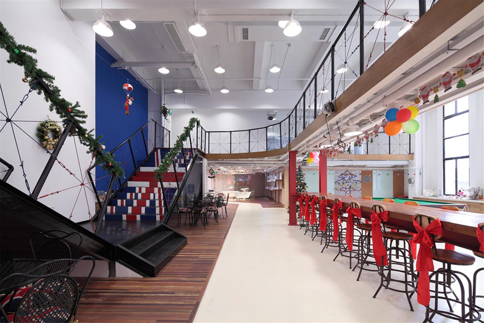 青浦區(qū)Loft創(chuàng)意辦公室裝修設(shè)計(jì)-第4張圖片-上海古都建筑設(shè)計(jì)集團(tuán) 青浦區(qū)Loft創(chuàng)意辦公室裝修設(shè)計(jì)-第4張圖片-上海古都建筑設(shè)計(jì)集團(tuán)