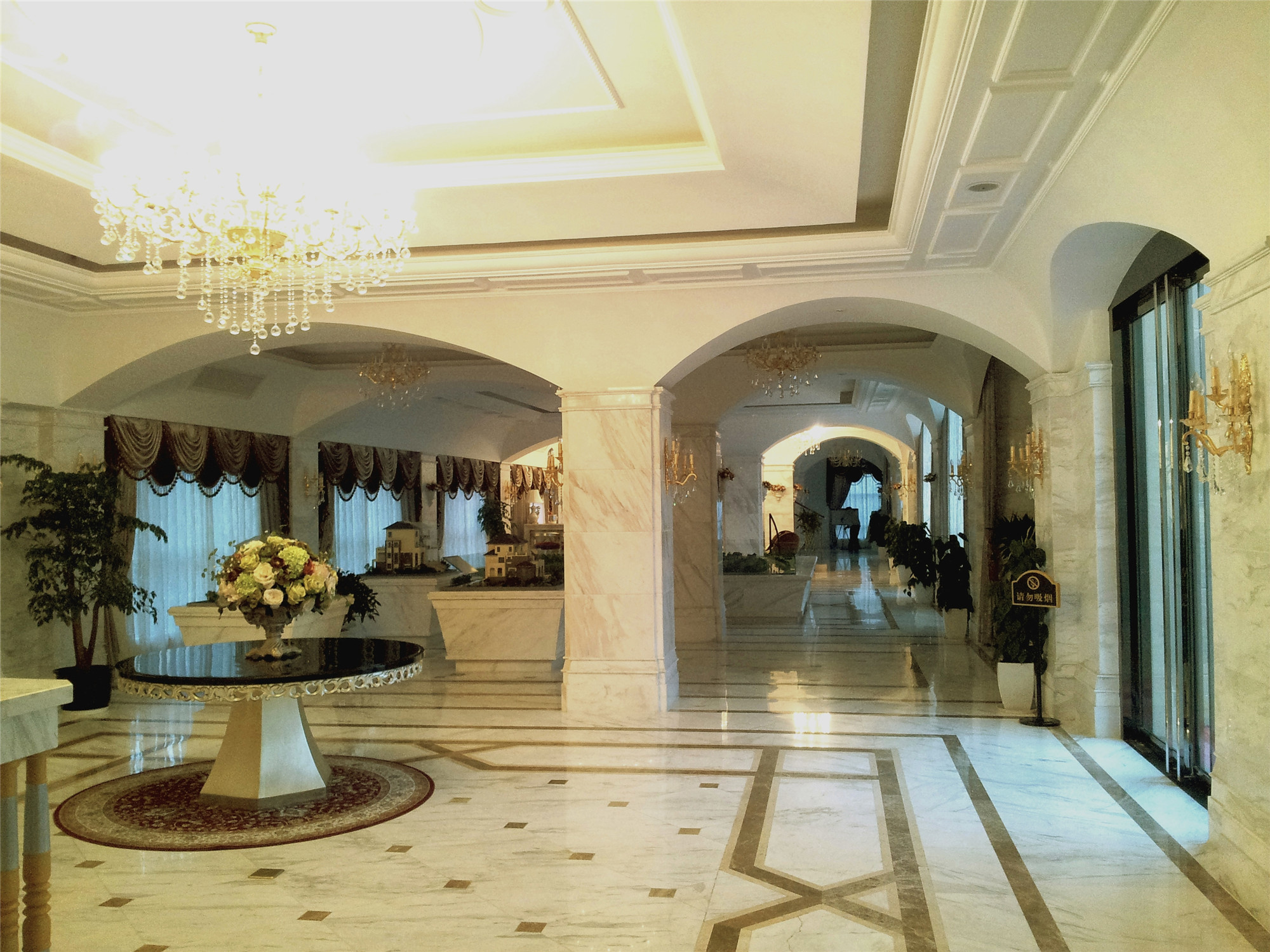 歐式時尚辦公室裝修設計-第1張圖片-上海古都建筑設計集團 歐式時尚辦公室裝修設計-第1張圖片-上海古都建筑設計集團