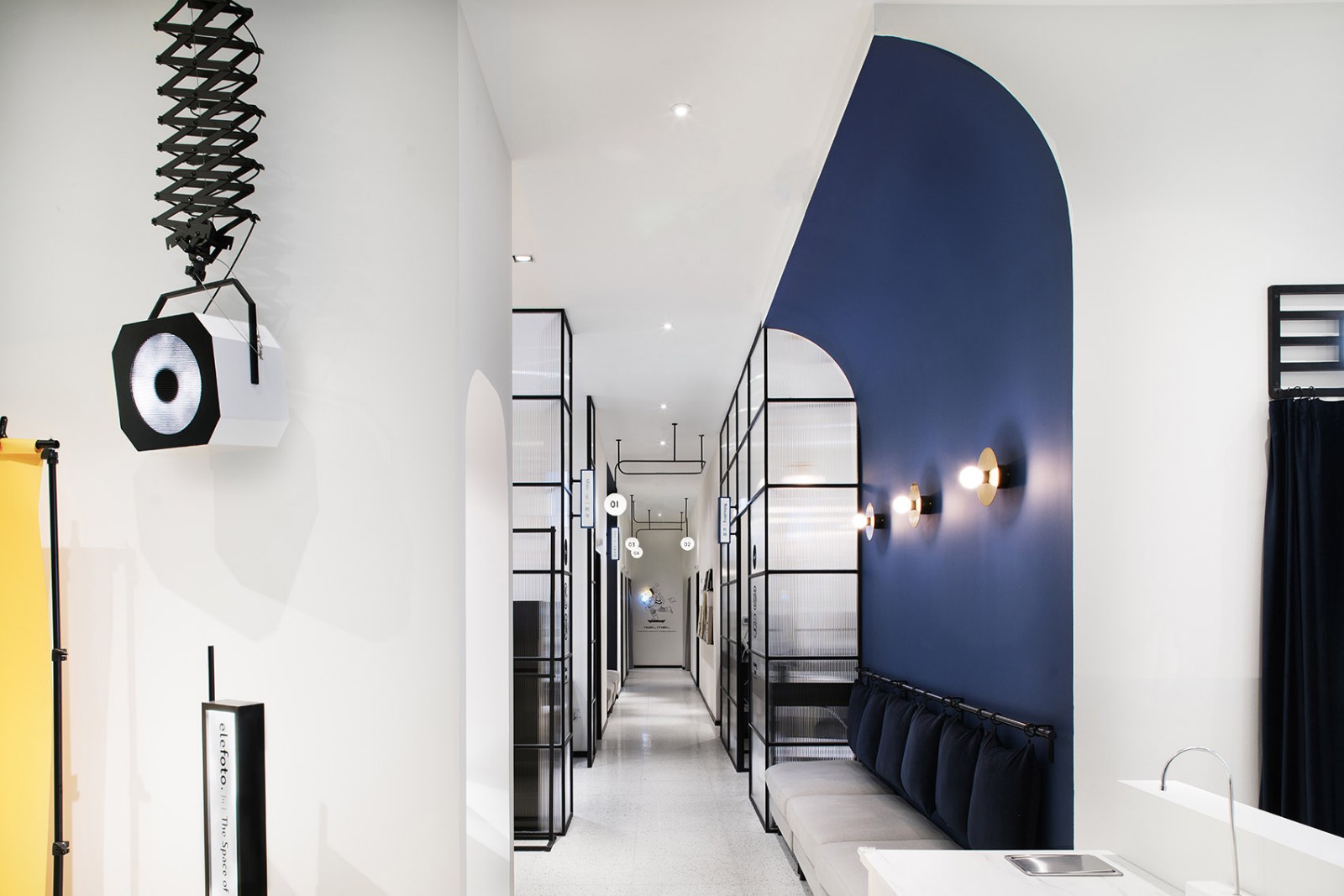 簡約攝影店裝修設(shè)計-第2張圖片-上海古都建筑設(shè)計集團 簡約攝影店裝修設(shè)計-第2張圖片-上海古都建筑設(shè)計集團