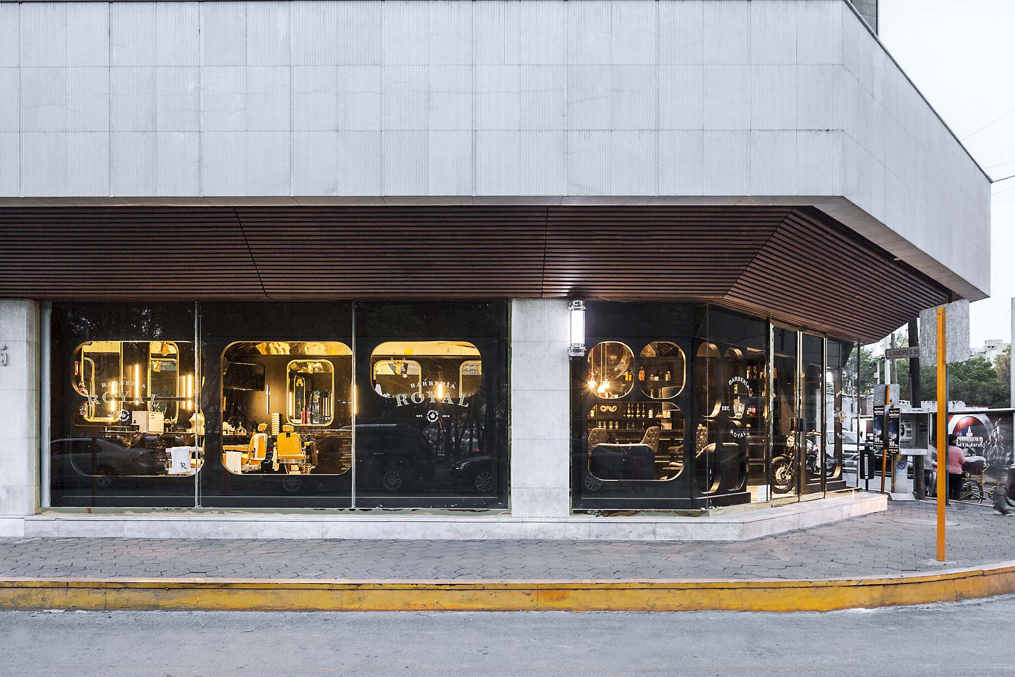 現(xiàn)代時(shí)尚發(fā)廊裝修設(shè)計(jì)-第2張圖片-上海古都建筑設(shè)計(jì)集團(tuán) 現(xiàn)代時(shí)尚發(fā)廊裝修設(shè)計(jì)-第2張圖片-上海古都建筑設(shè)計(jì)集團(tuán)