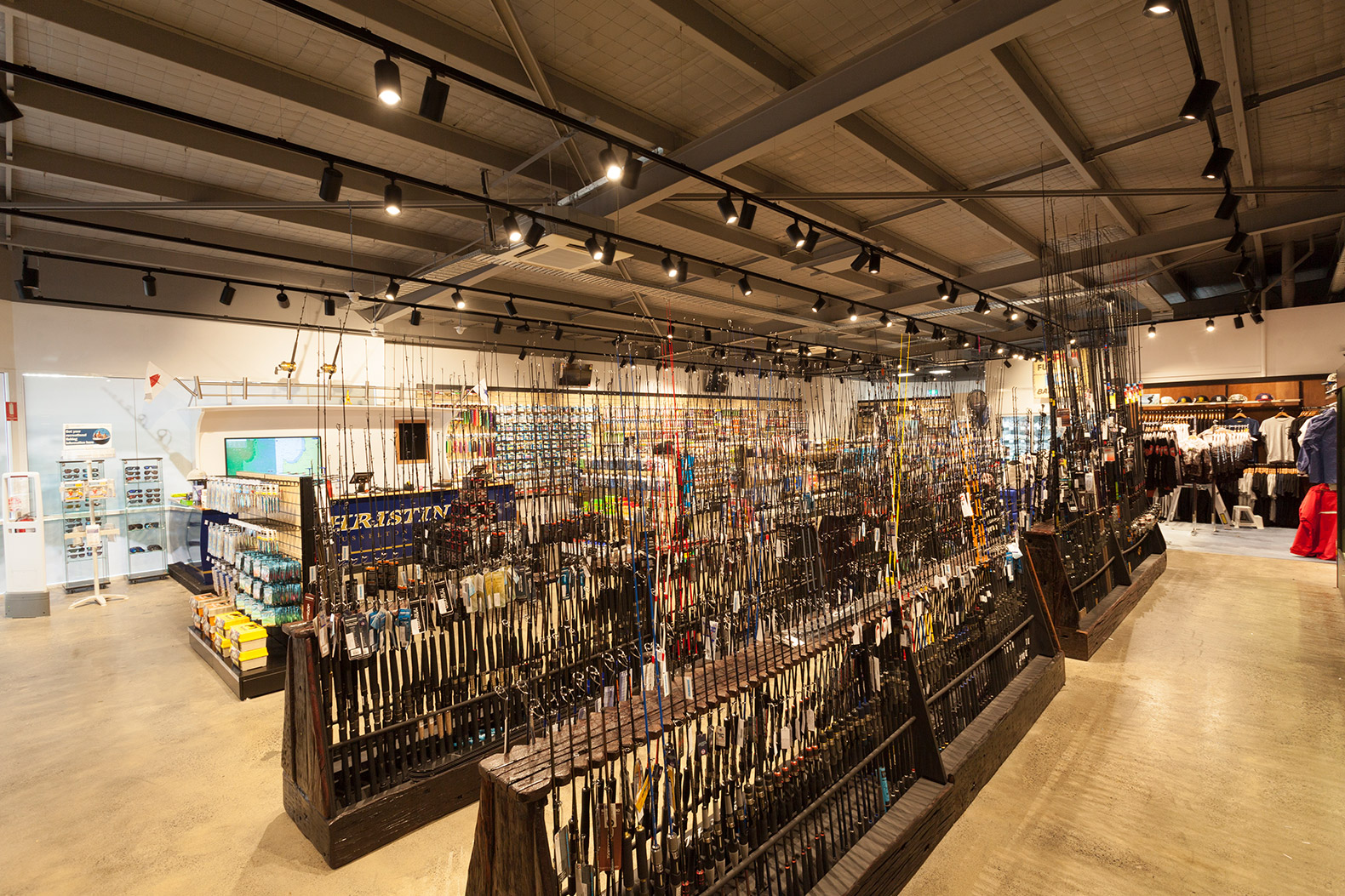 原木工業風漁具店裝修設計-第4張圖片-上海古都建筑設計集團