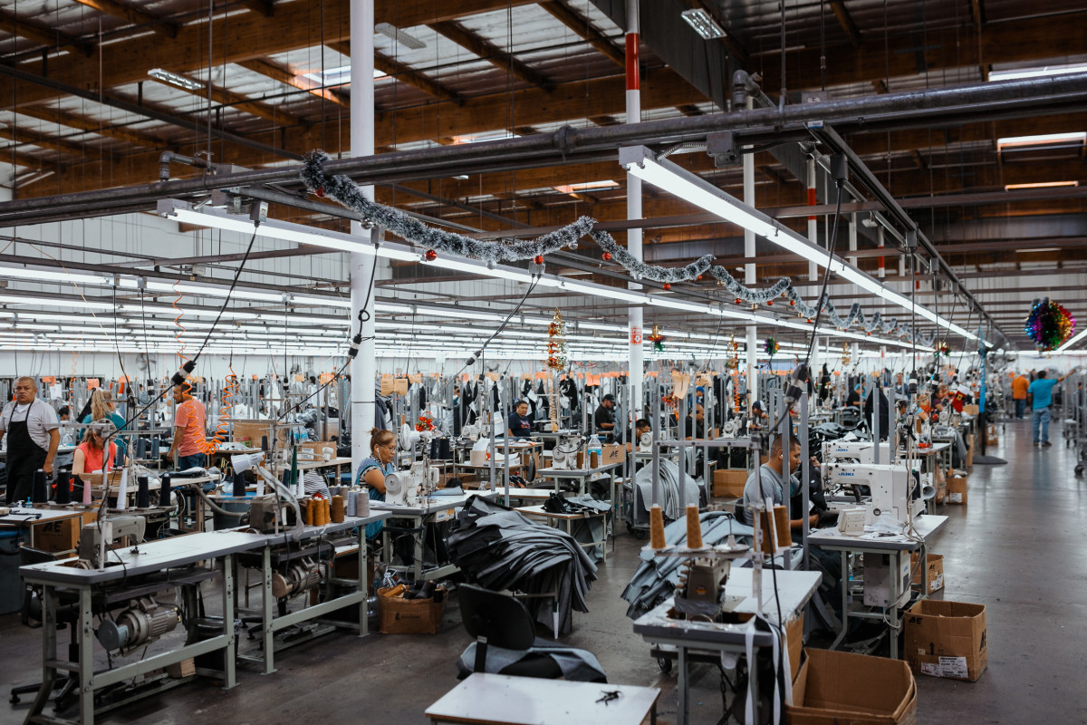 大型服裝生產車間裝修設計-第2張圖片-上海古都建筑設計集團