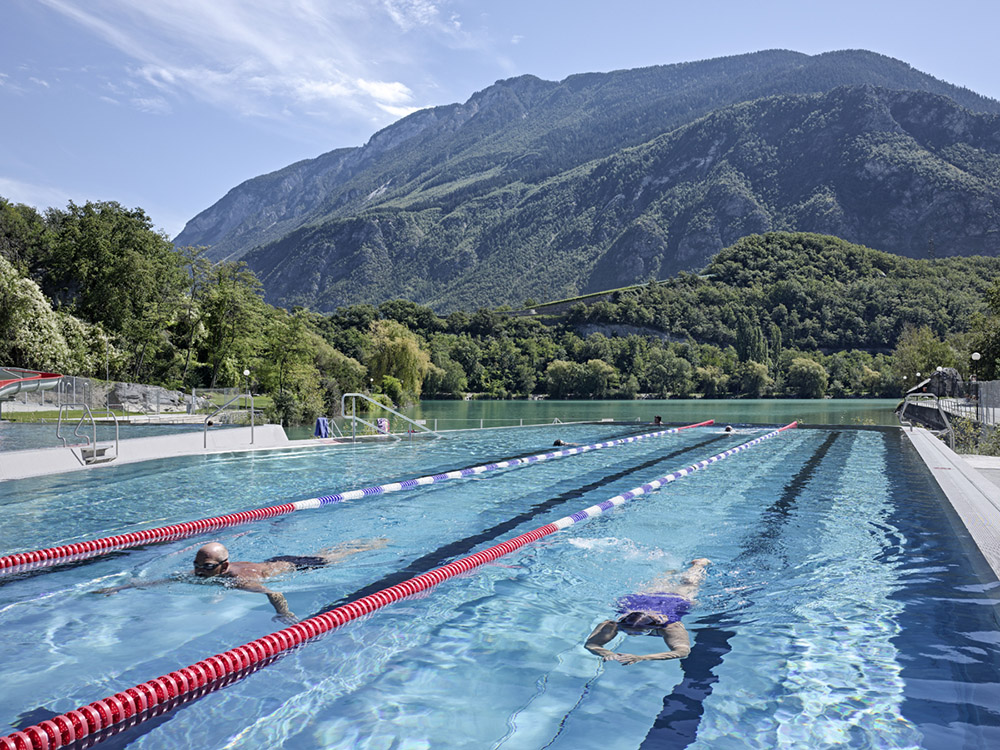 自然戶外游泳館裝修設計-第3張圖片-上海古都建筑設計集團 自然戶外游泳館裝修設計-第3張圖片-上海古都建筑設計集團