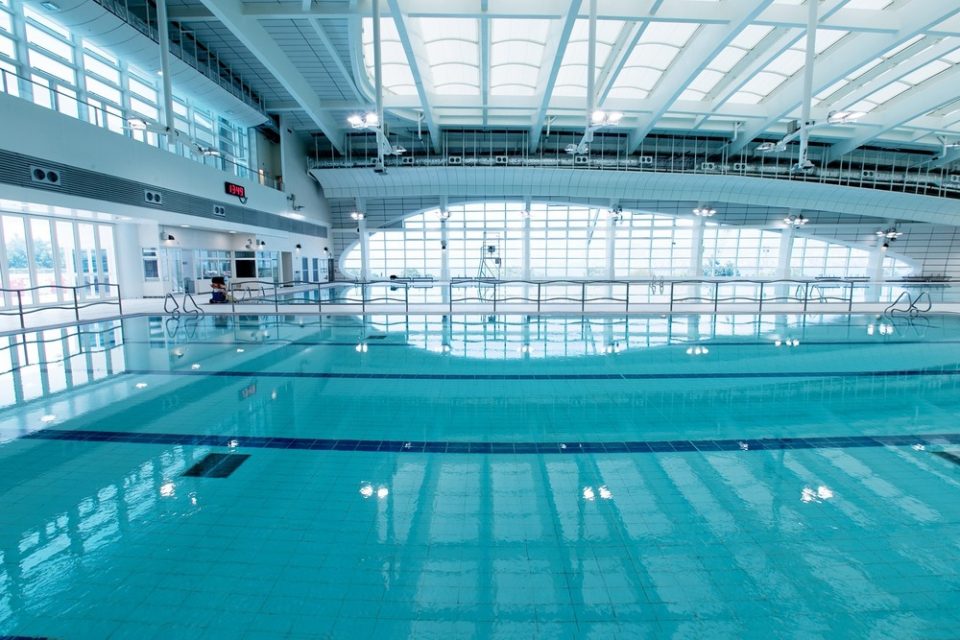 現代大型游泳館裝修設計-第4張圖片-上海古都建筑設計集團 現代大型游泳館裝修設計-第4張圖片-上海古都建筑設計集團