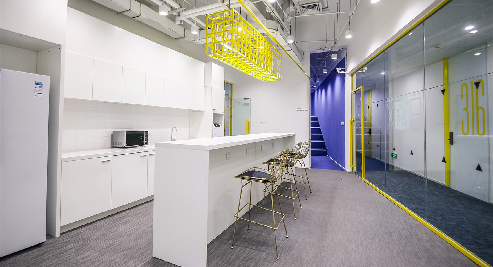 時尚簡約公共辦公空間裝修設計-第1張圖片-上海古都建筑設計集團 時尚簡約公共辦公空間裝修設計-第1張圖片-上海古都建筑設計集團