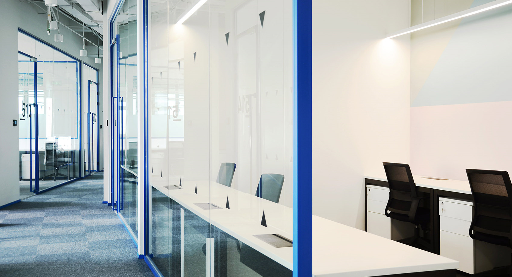 時尚簡約公共辦公空間裝修設計-第6張圖片-上海古都建筑設計集團 時尚簡約公共辦公空間裝修設計-第6張圖片-上海古都建筑設計集團