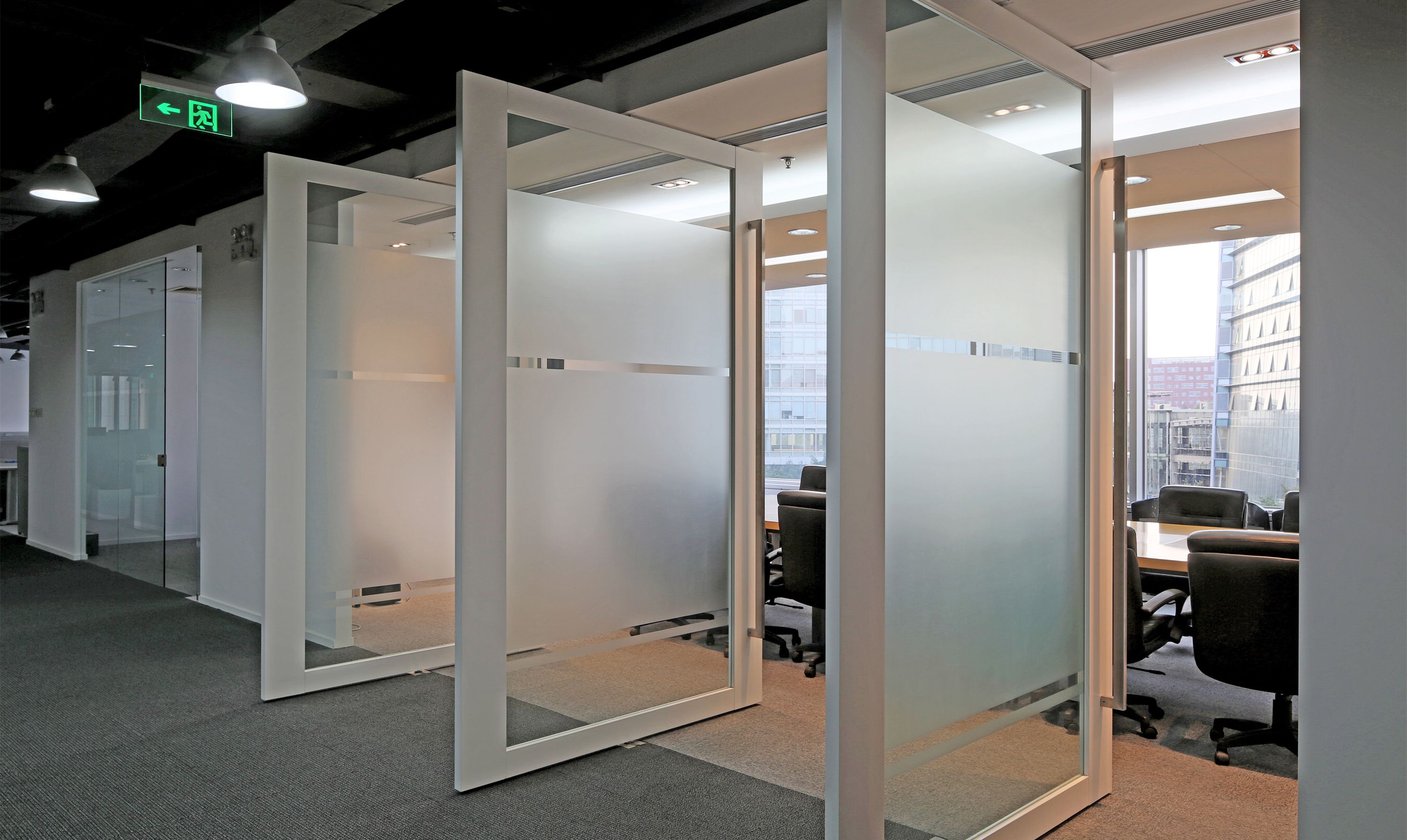 大型工業(yè)風(fēng)辦公室裝修設(shè)計(jì)-第2張圖片-上海古都建筑設(shè)計(jì)集團(tuán) 大型工業(yè)風(fēng)辦公室裝修設(shè)計(jì)-第2張圖片-上海古都建筑設(shè)計(jì)集團(tuán)